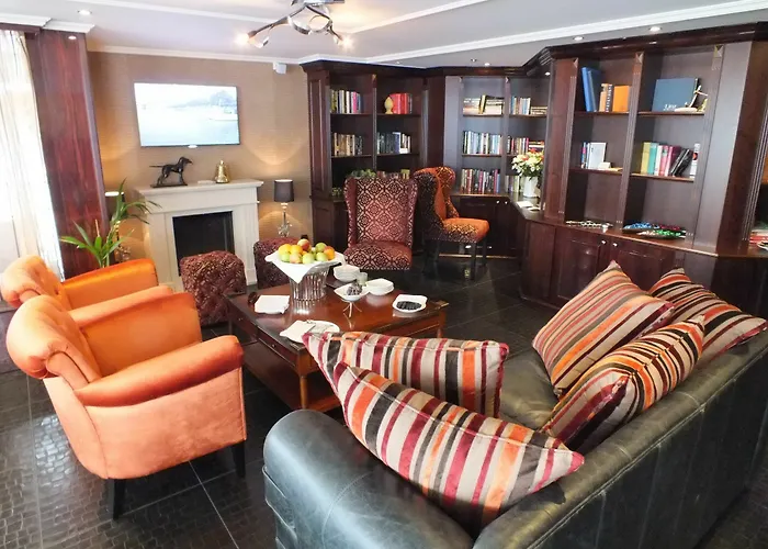 Crossgates Hotelship 4 Star - Altstadt - Koeln