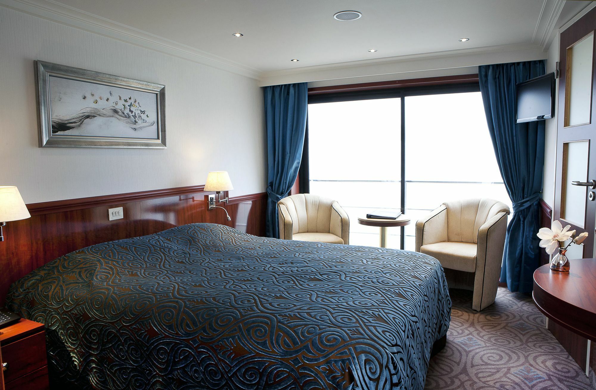 Crossgates Hotelship 4 Star - Altstadt - Hotel 3*