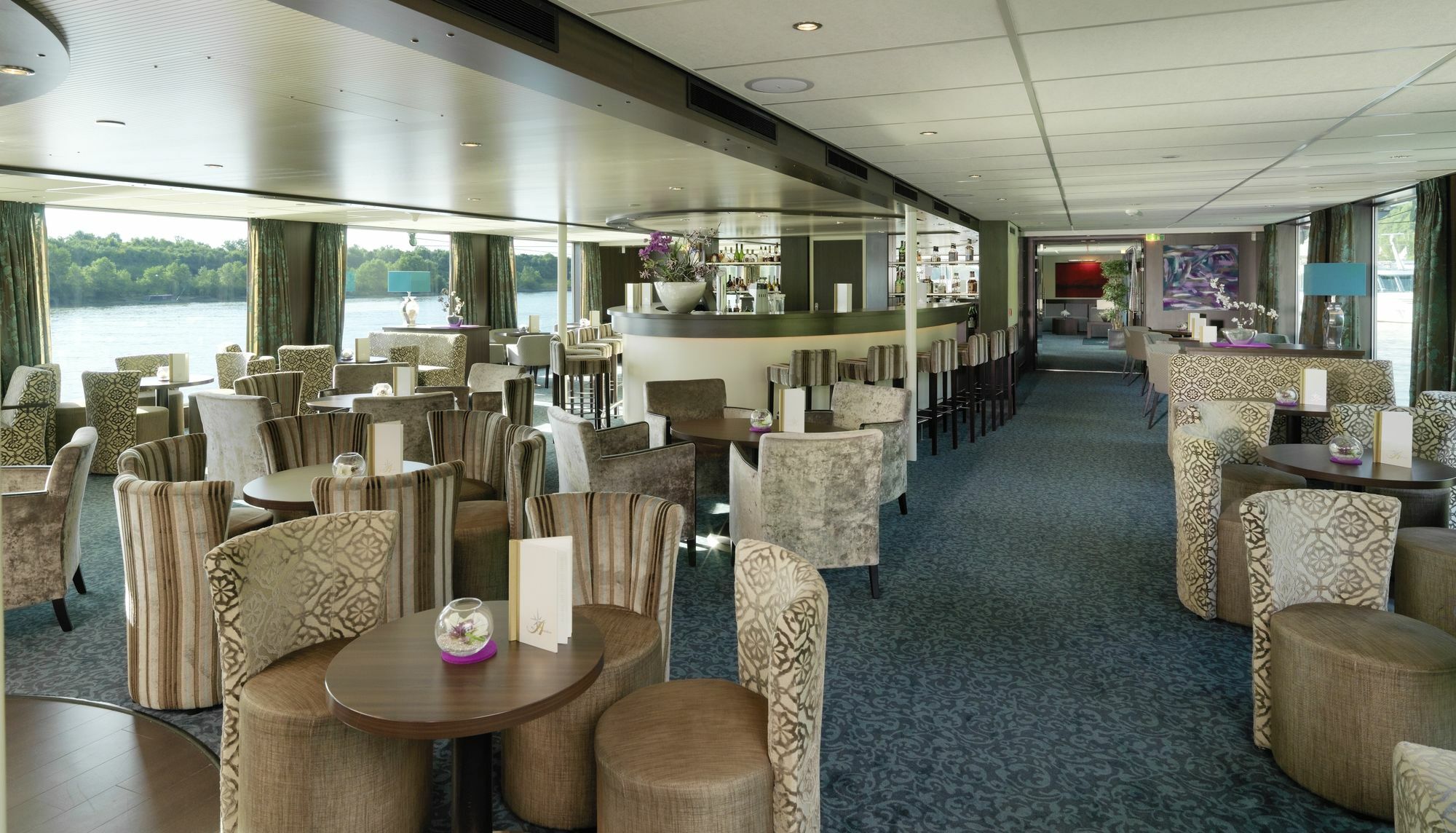 Crossgates Hotelship 4 Star - Altstadt - 3* Köln